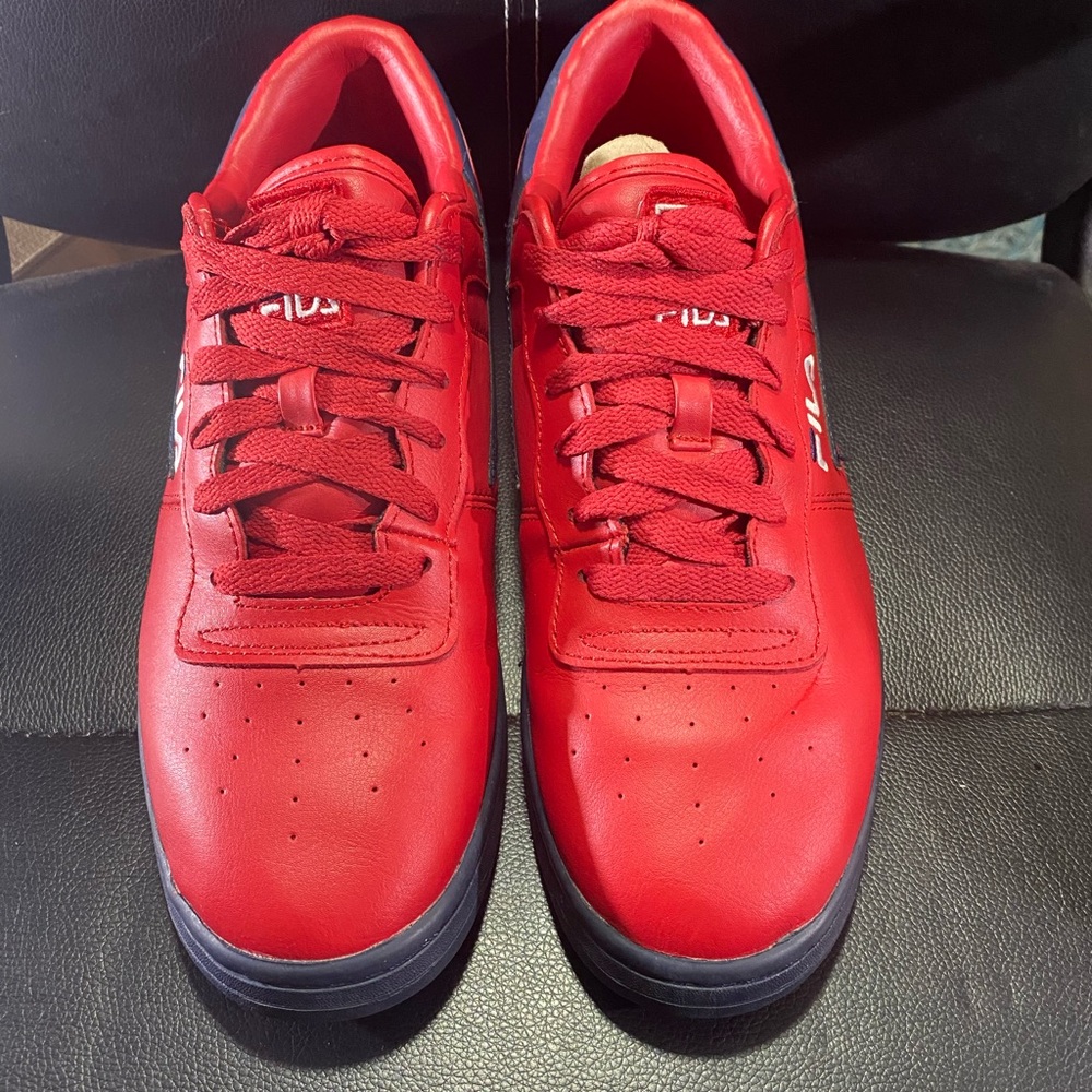 Fila Men's Bold Red Sneakers Size 10.5 - Picture 4 of 10